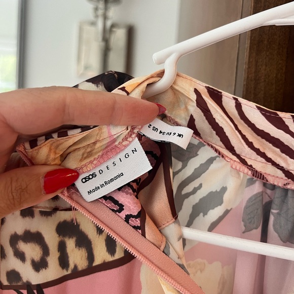 ASOS Design mock neck fitted maxi dress. Long sleeve. - Picture 3 of 4